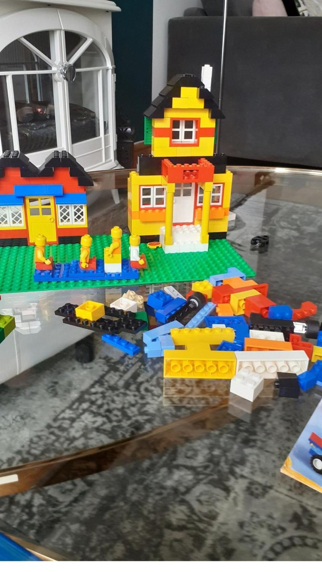 Cozy Market Town Getaway In Bridgend - Happy Days *